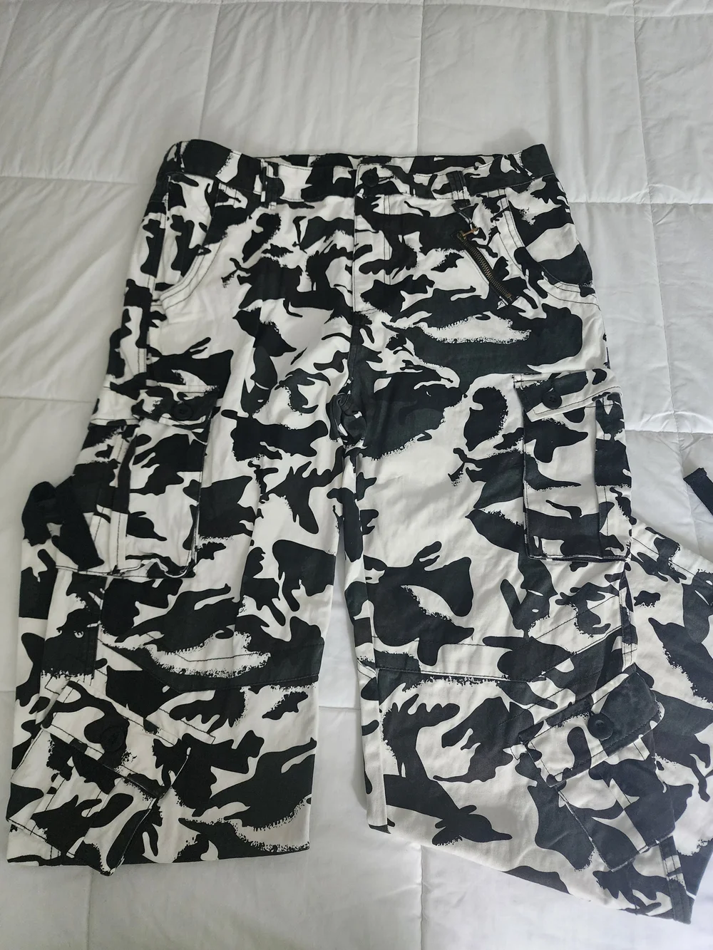 Men's Black & White Camo Cargo Pants